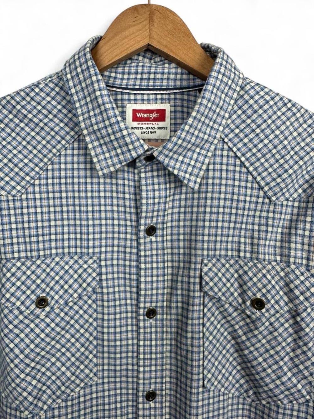 Wrangler Men's Light Blue and White Plaid Button-Down Western Shirt